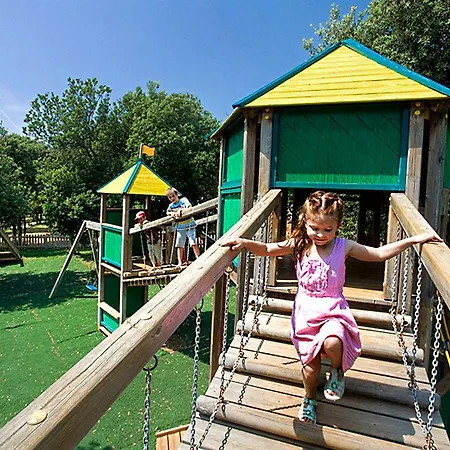 아파트 Sunset Lanterna 포레치