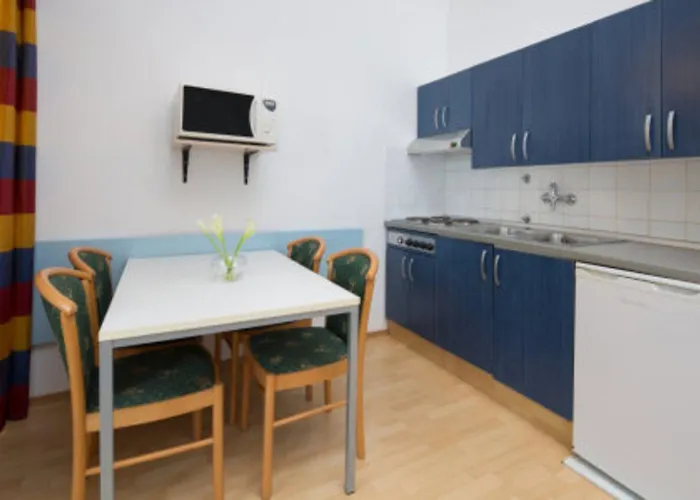 Apartment Sunset Lanterna *